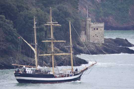03 April 2021 - 10-59-14

----------------
Tall ship Pelican of London departs from Dartmouth